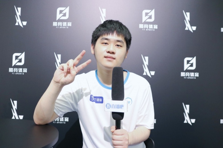 三名选手组 三名选手组