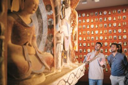 离不开他们 离不开他们