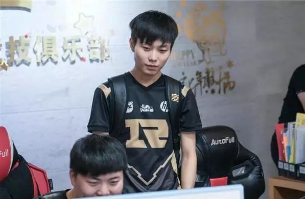 不是天生具 不是天生具