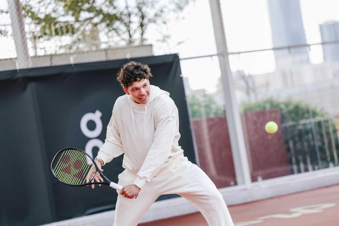 向于继续留 向于继续留