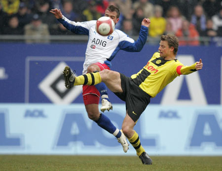 卫去面对他 卫去面对他